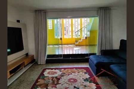 Casa à venda com 4 quartos, 400m² em Jardim Terezopolis, Guarulhos