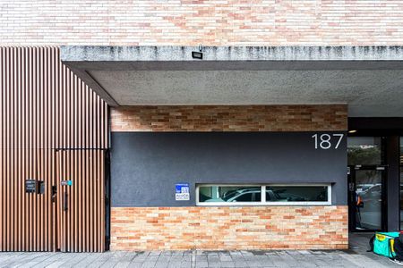 Apartamento à venda com 50m², 2 quartos e sem vaga Apartamento à venda com 50m², 2 quartos e sem vagaEntrada