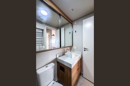 Apartamento à venda com 50m², 2 quartos e sem vaga Apartamento à venda com 50m², 2 quartos e sem vagaBanheiro