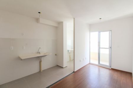 Sala de apartamento para alugar com 2 quartos, 45m² em Fátima, Canoas