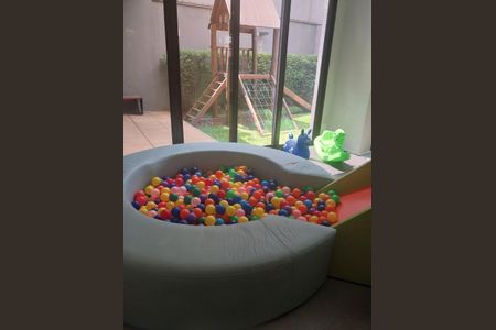 Apartamento para alugar com 60m², 2 quartos e 1 vagaÁrea de serviço