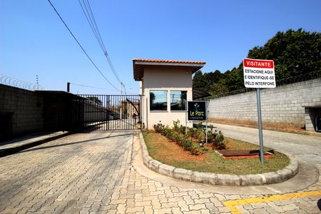 Apartamento para alugar com 55m², 2 quartos e 1 vagaFachada e portaria