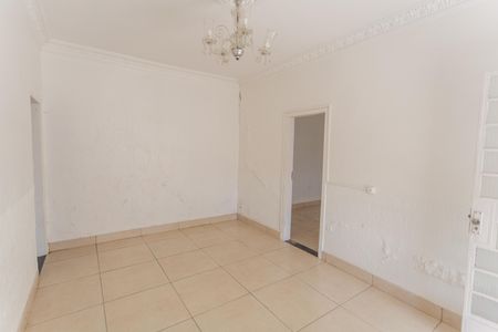 Casa para alugar com 349m², 3 quartos e 12 vagas Casa para alugar com 349m², 3 quartos e 12 vagasSala