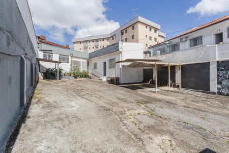 Casa para alugar com 349m², 3 quartos e 12 vagas Casa para alugar com 349m², 3 quartos e 12 vagasGaragem