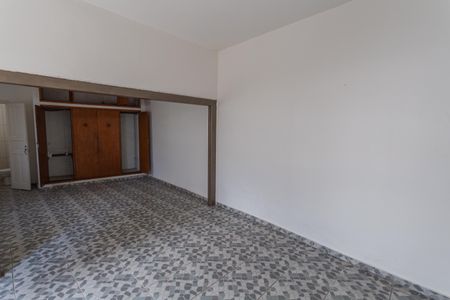 Casa para alugar com 349m², 3 quartos e 12 vagas Casa para alugar com 349m², 3 quartos e 12 vagasSala da Casa 2