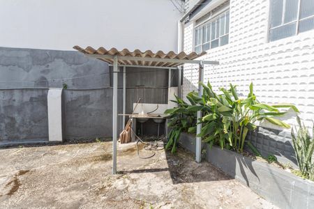 Casa para alugar com 349m², 3 quartos e 12 vagas Casa para alugar com 349m², 3 quartos e 12 vagasÁrea de Serviço da Casa 2