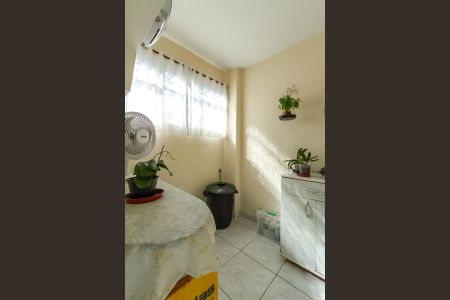 Apartamento à venda com 86m², 2 quartos e sem vaga Apartamento à venda com 86m², 2 quartos e sem vagaQuarto de Serviço