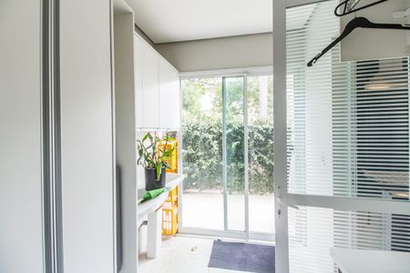 Casa de condomínio à venda com 430m², 3 quartos e 4 vagasÁrea de Serviço