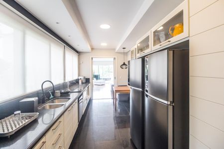 Casa de condomínio à venda com 430m², 3 quartos e 4 vagasCozinha