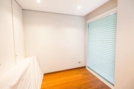 Casa de condomínio à venda com 430m², 3 quartos e 4 vagasSuíte 2