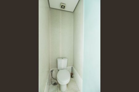 Casa de condomínio à venda com 430m², 3 quartos e 4 vagasBanheiro da Suíte