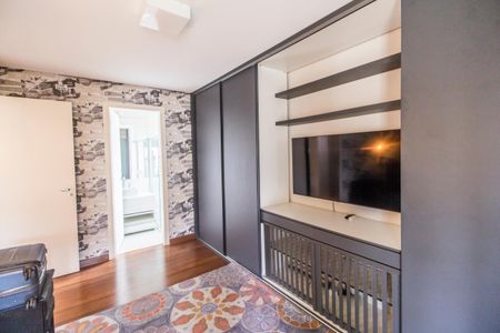 Casa de condomínio à venda com 430m², 3 quartos e 4 vagasSuíte 3