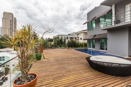 Casa de condomínio à venda com 430m², 3 quartos e 4 vagasPiscina