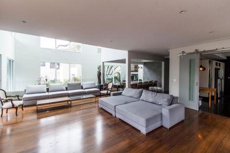 Casa de condomínio à venda com 430m², 3 quartos e 4 vagasSala 