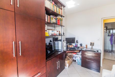 Apartamento à venda com 92m², 3 quartos e 2 vagasQuarto 2