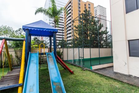 Apartamento à venda com 92m², 3 quartos e 2 vagasÁrea comum - Playground