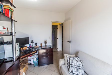 Apartamento à venda com 92m², 3 quartos e 2 vagasQuarto 2