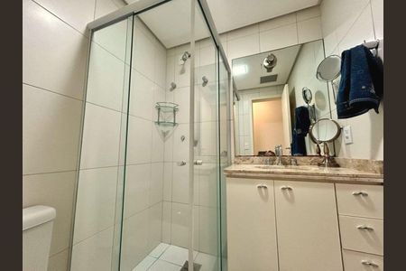 Apartamento para alugar com 83m², 2 quartos e 1 vaga Apartamento para alugar com 83m², 2 quartos e 1 vagaBanheiro