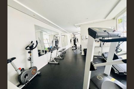 Apartamento para alugar com 83m², 2 quartos e 1 vaga Apartamento para alugar com 83m², 2 quartos e 1 vagaAcademia