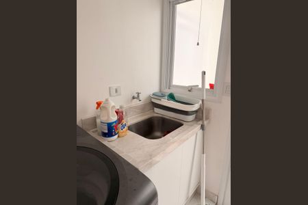 Casa de condomínio para alugar com 450m², 4 quartos e 5 vagas Casa de condomínio para alugar com 450m², 4 quartos e 5 vagasÁrea de Serviço