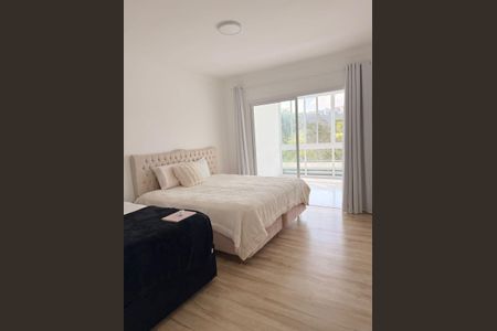 Casa de condomínio para alugar com 450m², 4 quartos e 5 vagas Casa de condomínio para alugar com 450m², 4 quartos e 5 vagasSuíte 4