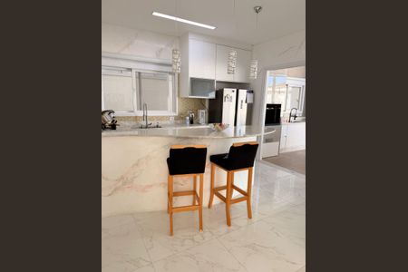 Casa de condomínio para alugar com 450m², 4 quartos e 5 vagas Casa de condomínio para alugar com 450m², 4 quartos e 5 vagasCozinha