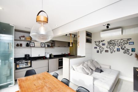 Apartamento à venda com 45m², 1 quarto e 1 vagaSala de jantar