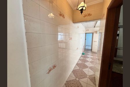 Casa para alugar com 115m², 4 quartos e 1 vagaCorredor