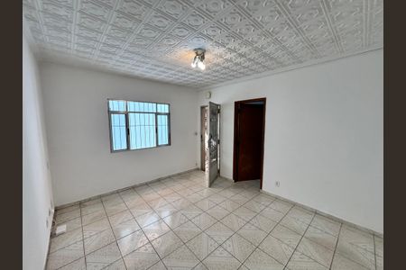 Sala 1 de casa para alugar com 4 quartos, 115m² em Vila Ré, São Paulo
