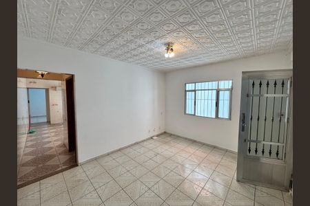 Sala 1 de casa para alugar com 4 quartos, 115m² em Vila Ré, São Paulo