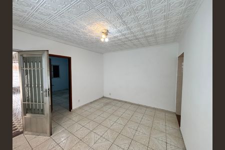 Sala 1 de casa para alugar com 4 quartos, 115m² em Vila Ré, São Paulo
