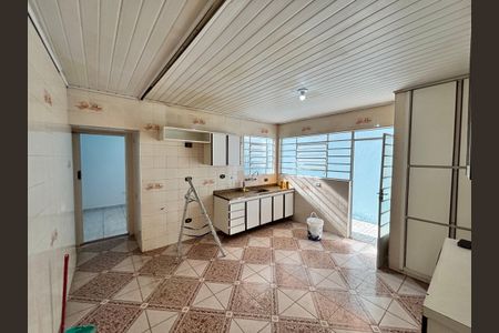 Casa para alugar com 115m², 4 quartos e 1 vagaCozinha