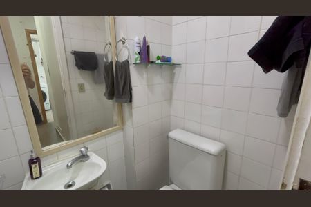 Apartamento à venda com 188m², 3 quartos e 2 vagas Apartamento à venda com 188m², 3 quartos e 2 vagasBanheiro de serviço