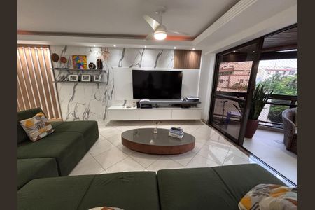 Apartamento à venda com 188m², 3 quartos e 2 vagas Apartamento à venda com 188m², 3 quartos e 2 vagasSala