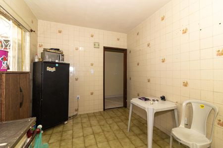Casa para alugar com 192m², 4 quartos e 2 vagas Casa para alugar com 192m², 4 quartos e 2 vagasCozinha