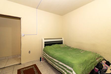 Suíte de casa para alugar com 4 quartos, 192m² em Realengo, Rio de Janeiro