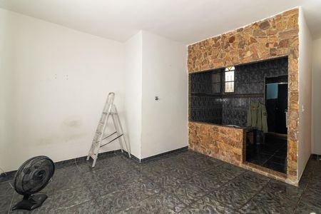 Casa para alugar com 192m², 4 quartos e 2 vagas Casa para alugar com 192m², 4 quartos e 2 vagasCasa 2 - Suíte