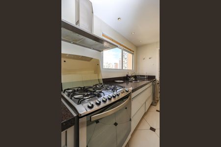 Apartamento à venda com 200m², 3 quartos e 4 vagasCozinha