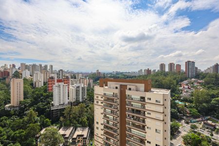 Apartamento à venda com 200m², 3 quartos e 4 vagasVista da Suíte 1