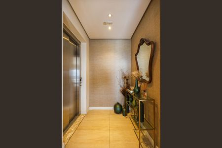 Apartamento à venda com 200m², 3 quartos e 4 vagasHall de entrada