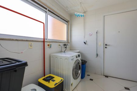Apartamento à venda com 200m², 3 quartos e 4 vagasÁrea de Serviço
