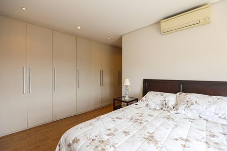 Apartamento à venda com 200m², 3 quartos e 4 vagasSuíte 1