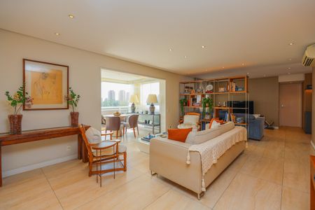 Apartamento à venda com 200m², 3 quartos e 4 vagasSala