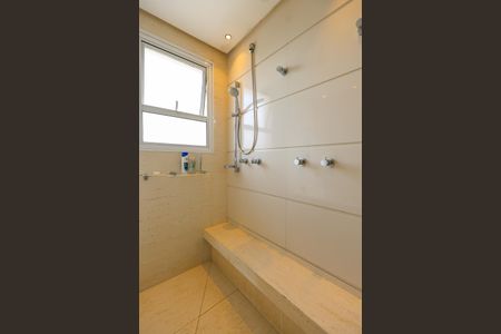 Apartamento à venda com 200m², 3 quartos e 4 vagasBanheiro da Suíte 1