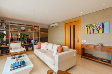 Apartamento à venda com 200m², 3 quartos e 4 vagasSala