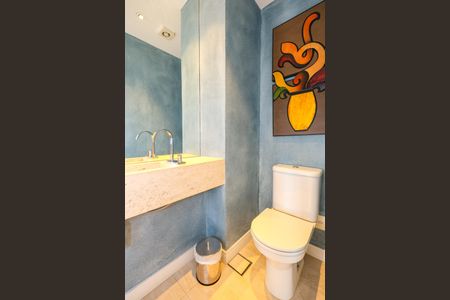 Apartamento à venda com 200m², 3 quartos e 4 vagasLavabo