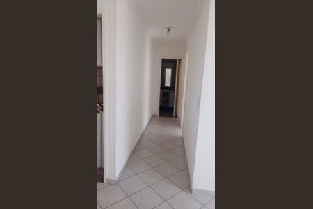 Corredor de apartamento para alugar com 2 quartos, 68m² em Jardim Estrela, Mauá