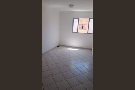 Sala de apartamento para alugar com 2 quartos, 68m² em Jardim Estrela, Mauá