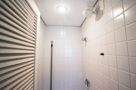 Apartamento à venda com 56m², 2 quartos e 1 vagaBanheiro de serviço