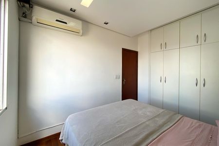 Quarto 1 de apartamento à venda com 2 quartos, 62m² em Barroca, Belo Horizonte